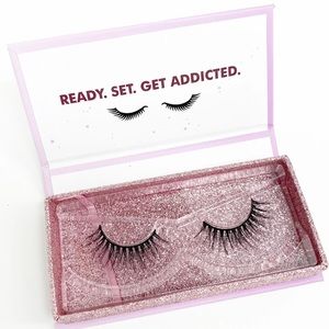 LASHAHOLIC | "They're Real, I Swear" Luxury Lashes